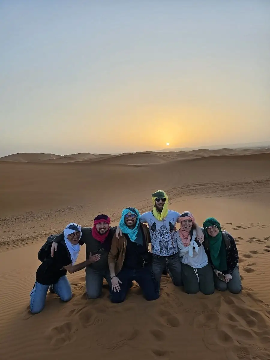 Cammello alba a Merzouga – In attesa del sole